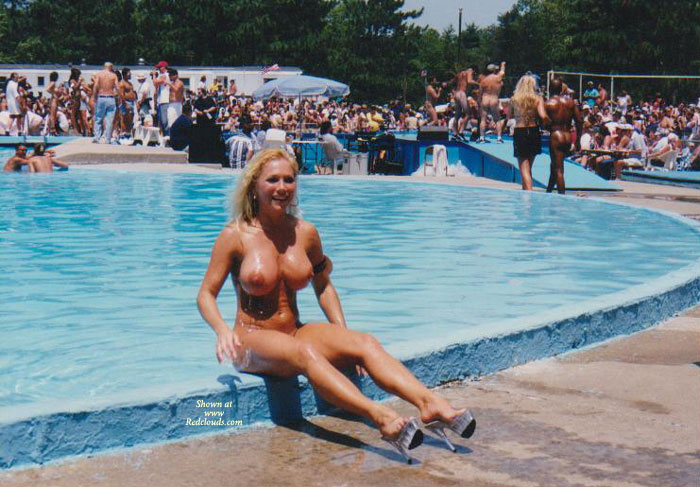 Pic #1Contestant Escort