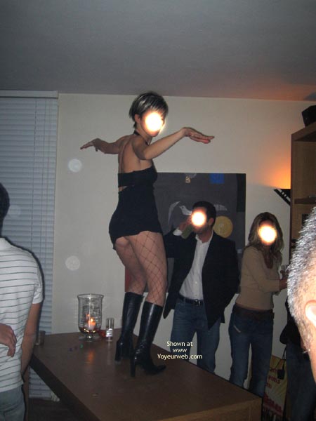 Pic #1Turkish Hotwife At Party 2