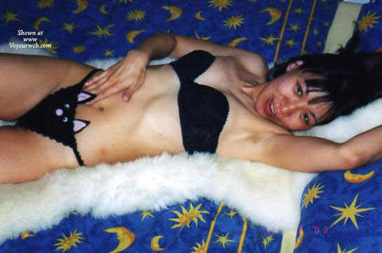 Pic #1 Amateur in Lingerie, LI She Likes Being A Pussycat