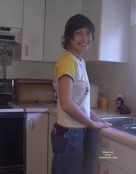 Pic #1Jackie Naked In The Kitchen Part1