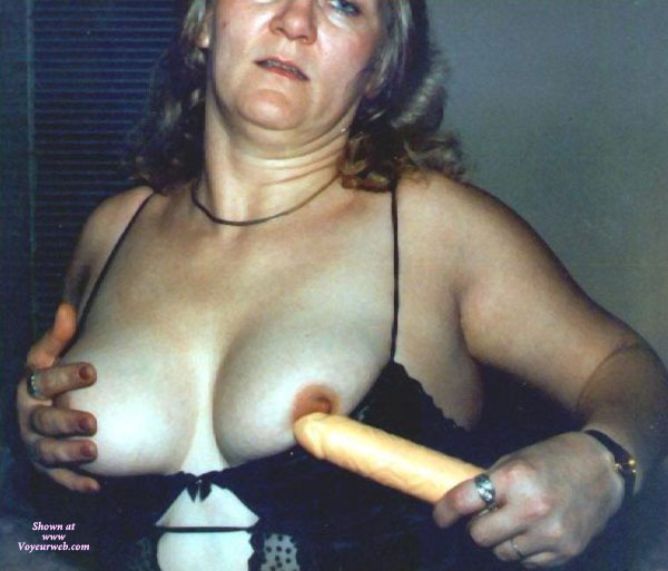 Pic #1 Topless Amateur, More Of Flo