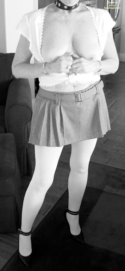 Pic #1Sexy Sue Playing