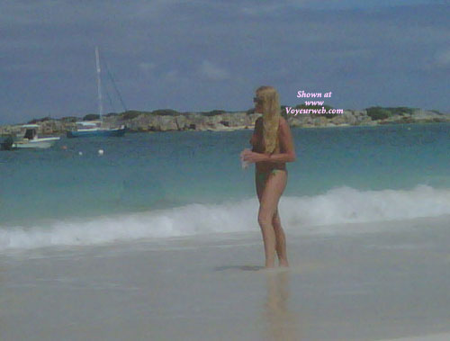 Pic #1Beach Voyeur:&nbsp;What I Saw On Vacation