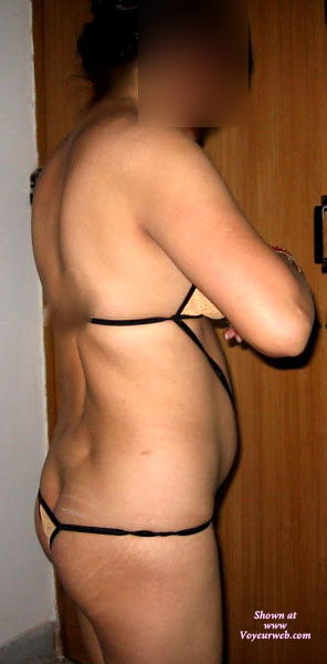 Pic #1Amateur in Lingerie India
