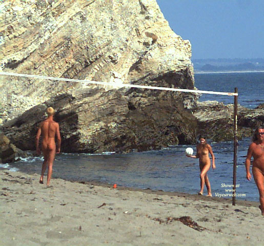 Pic #1 Beach Voyeur:&nbsp;Pirate's Cove- Memorial Day '07 - Part 1