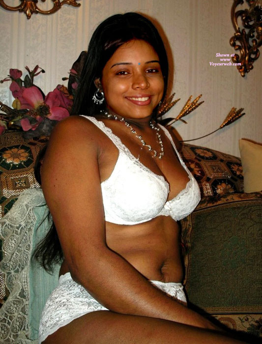 Pic #1Nude Me NH My Honeymoon Shots