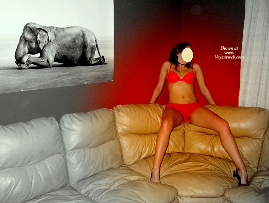 Pic #1 Nude Girlfriend on heels Red In Heels
