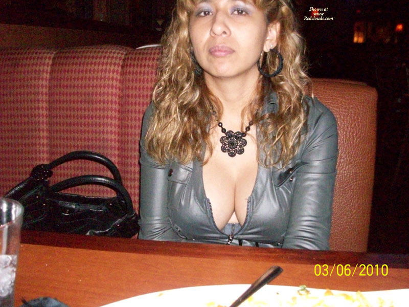 Pic #1Nina In Sexy Dress Spreading