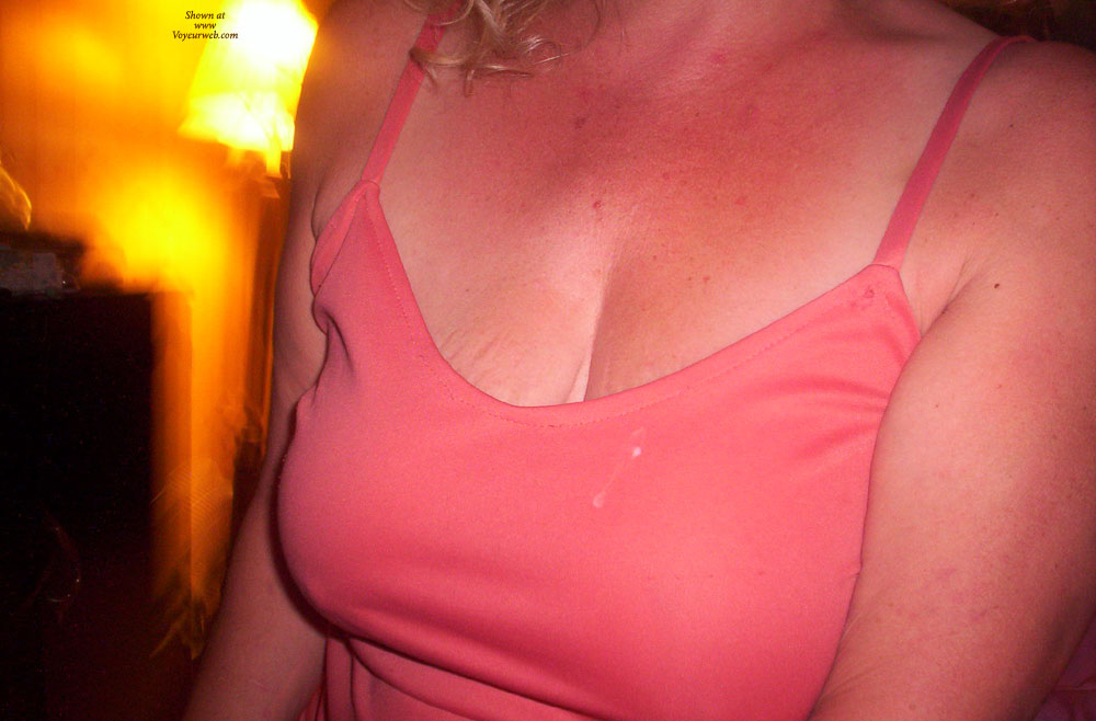 Pic #1Girlfriend in Lingerie Do You Want To See Her Nekkid