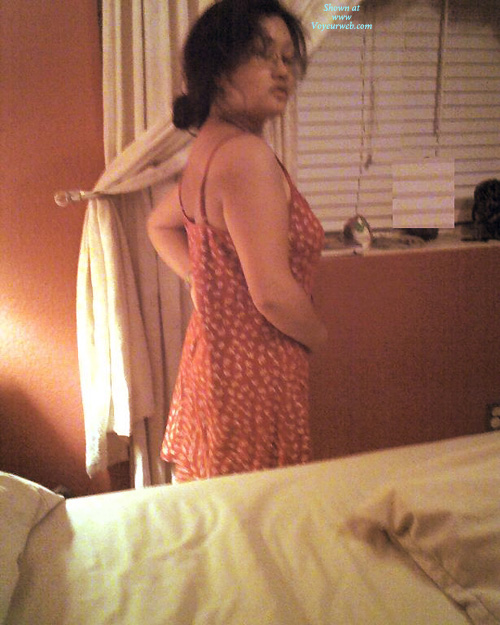 Pic #1Amateur in Lingerie Filipina Girl