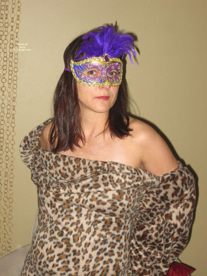 Pic #1Hot Friday Night