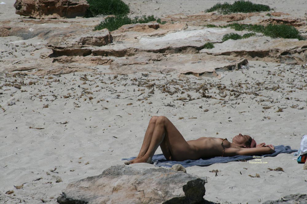 Pic #1Beach Voyeur:&nbsp;O My Hairy God