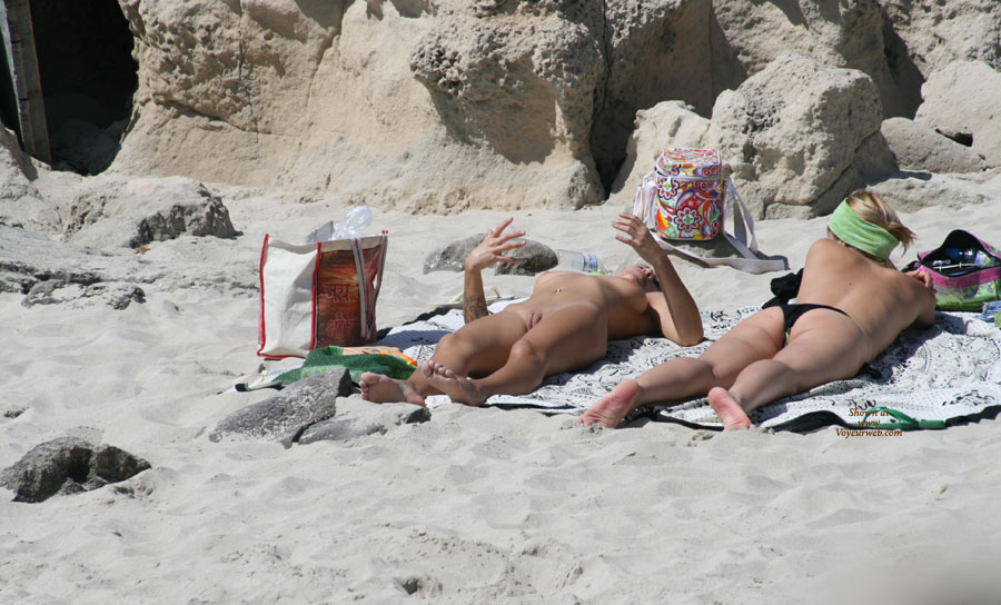 Pic #1Beach Voyeur:&nbsp;Yo Baldy