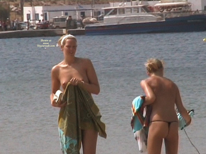 Pic #1 Beach Voyeur:&nbsp;On The Beach 3