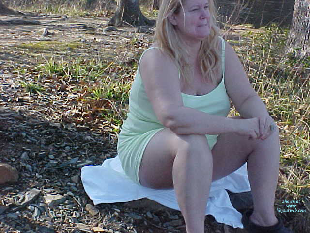Pic #1 Bottomless Wife:&nbsp;At The Lake In North Carolina