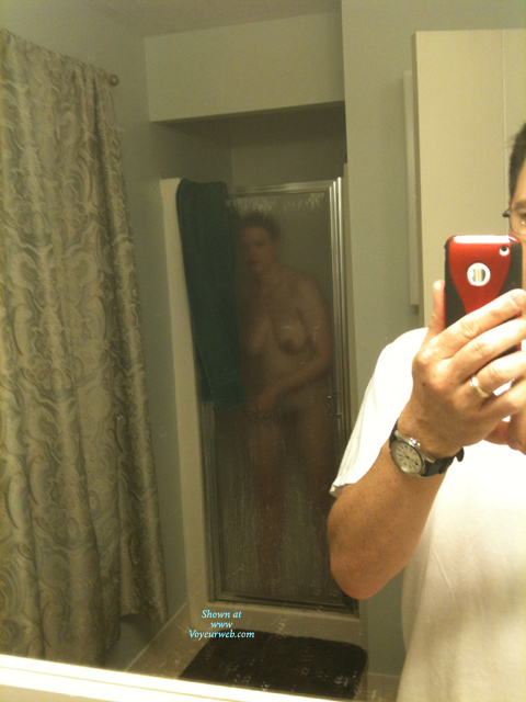 Pic #1Nude Wife Mona no.1