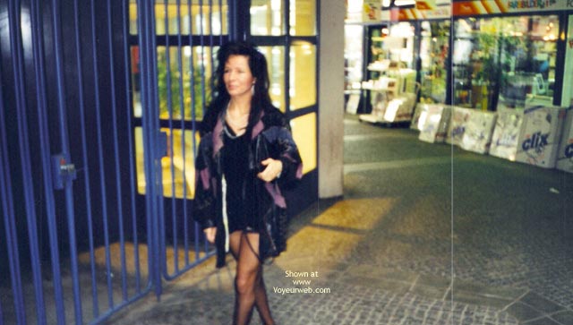 Pic #1Claudia Flashing