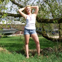 Pic #1Nude Friend:&nbsp;*WO Drew Wet Outside