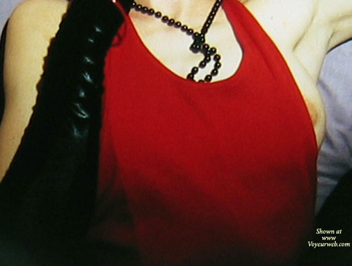 Pic #1 Topless Friend's Wife Too Hot To Handle