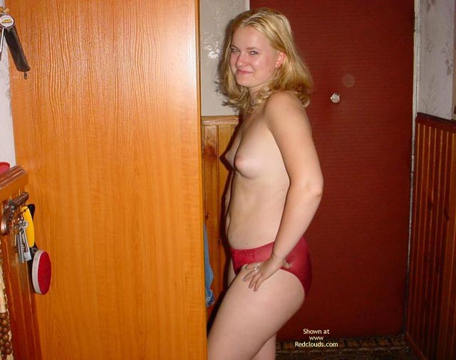 Pic #1*Jo Tania Sucking Cock