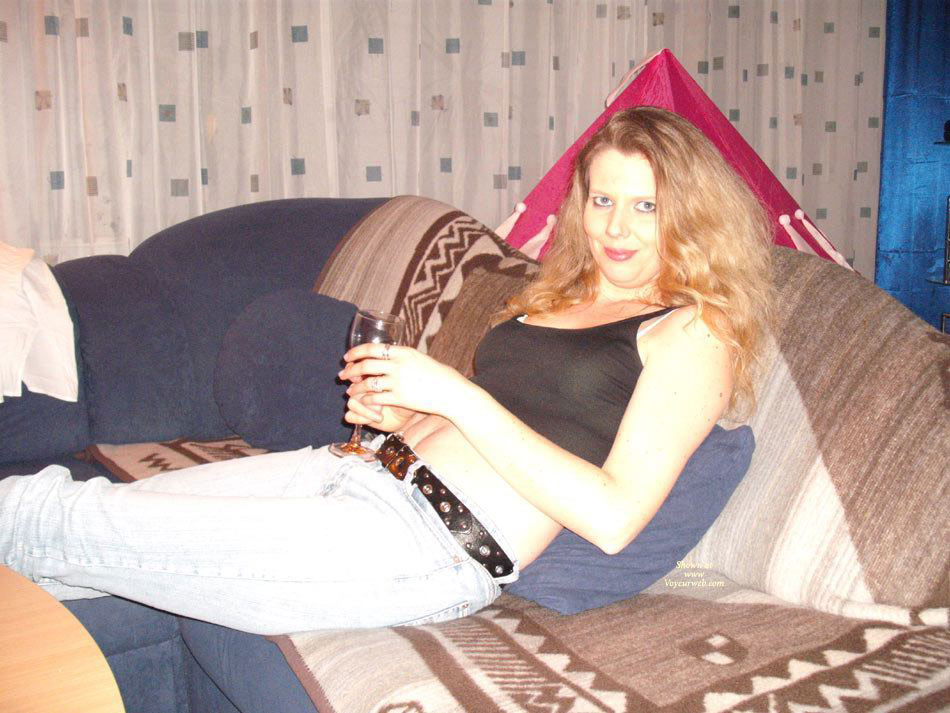 Pic #1Nude Wife Miss Steffi Loves Wine!
