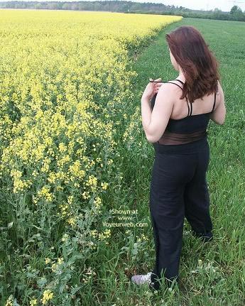 Pic #1Pregnant In The Field