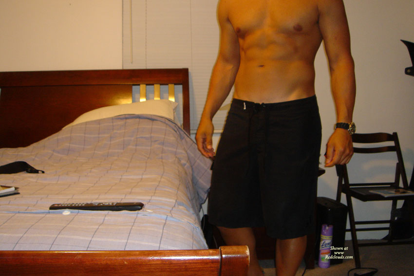 Pic #1M* Latino