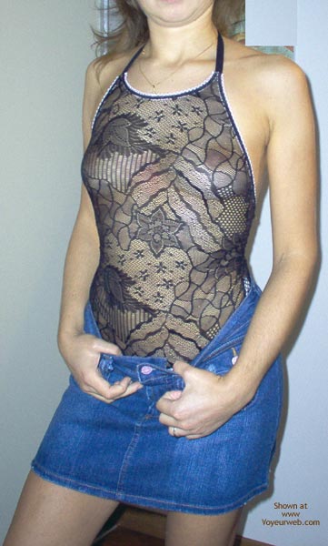 Pic #1Giovane Moglie Rieccola