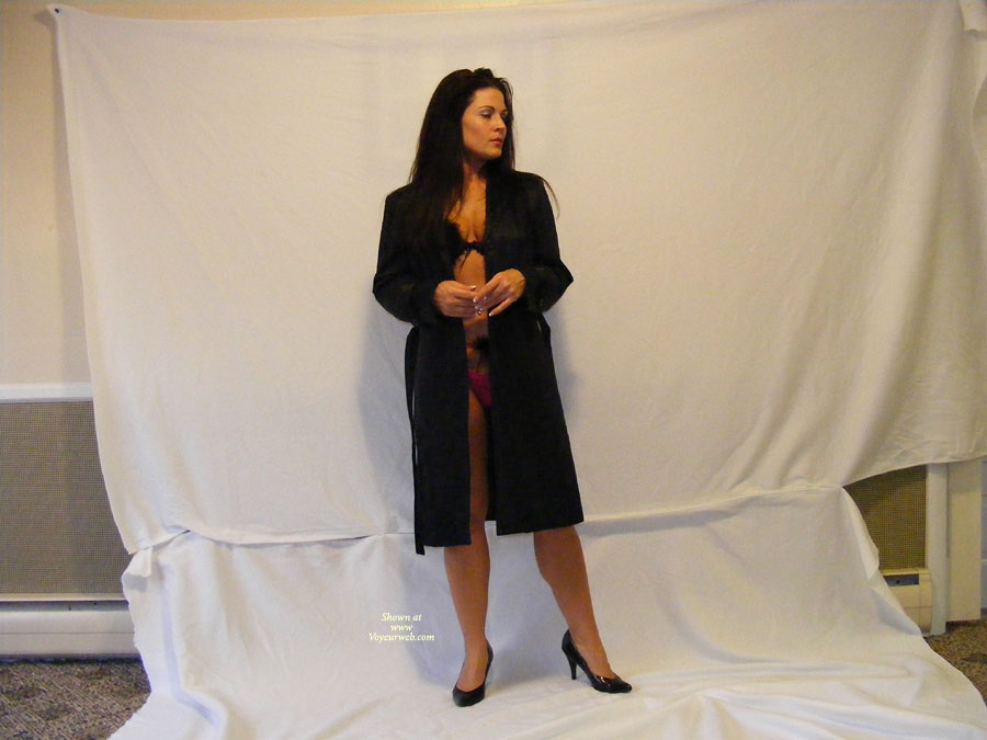 Pic #1Girlfriend in Lingerie Sj Having Fun