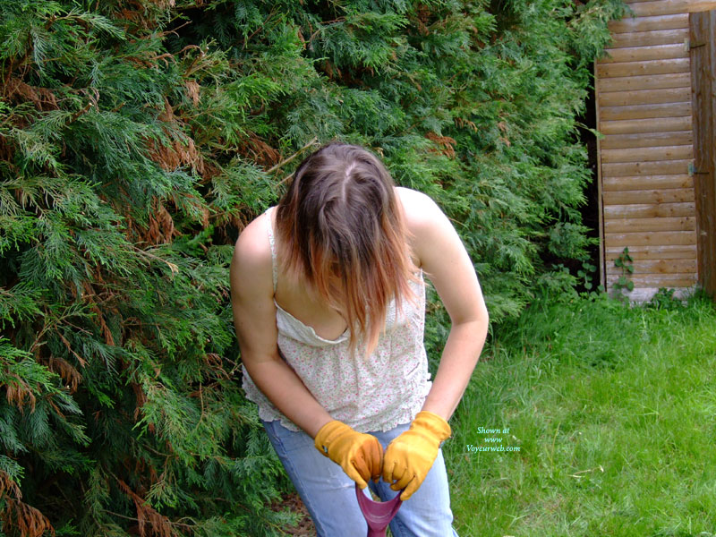 Pic #1Wife dressed sexy:&nbsp;Shy Wife Downblouse
