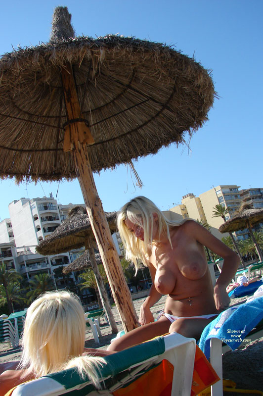 Pic #1 Beach Voyeur:&nbsp;Somewhere In Spain