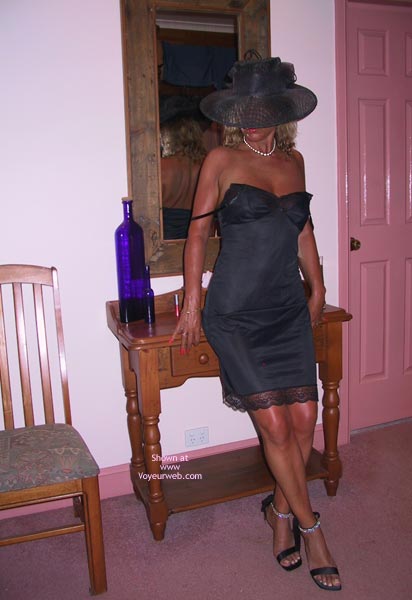 Pic #1Nh Rose The Girl In The Mirror