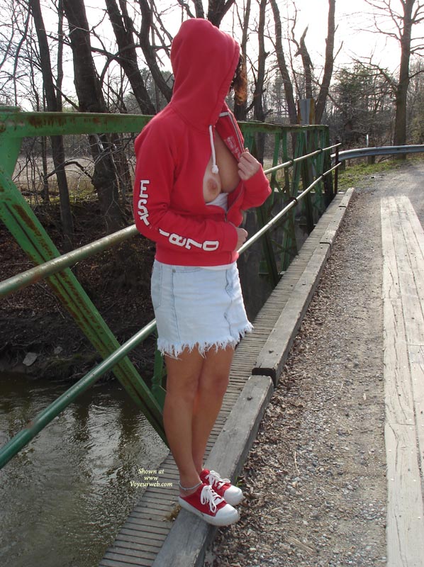 Pic #1 Nude Wife:&nbsp;*SP Mid 40s Milf