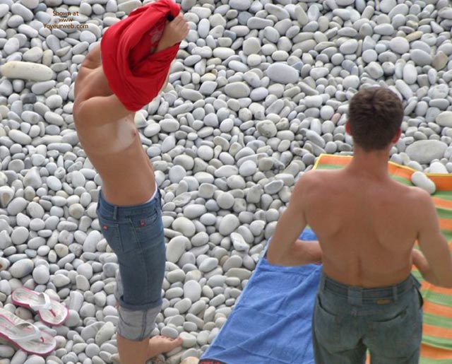 Pic #1Pretty on nude beach