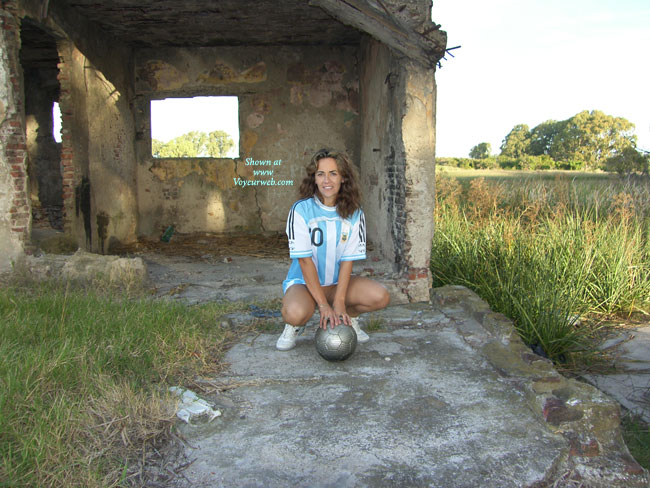 Pic #1Nude Amateur:&nbsp;*SP Gimenita Y El Football