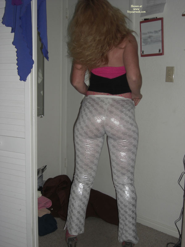 Pic #1 Bottomless Wife She's Back