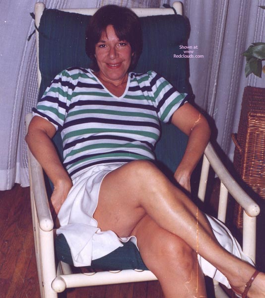 Pic #1Divorced, Bored