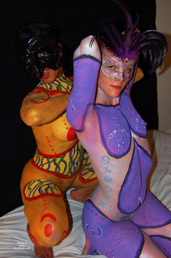 Pic #1*GG Crazy Home Body Painting Session...