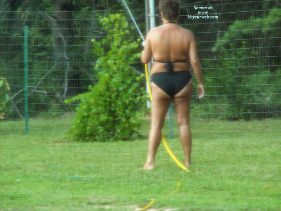Pic #1 Topless Wife:&nbsp;*SP Sunning Wife Getting Tan