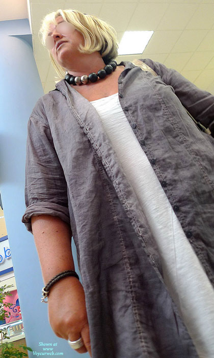 Pic #1 Topless Me Maria - Big Pervers, Hanging Breast Part II