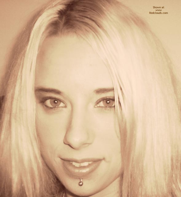 Pic #1Dynamite Cums In Small Packages