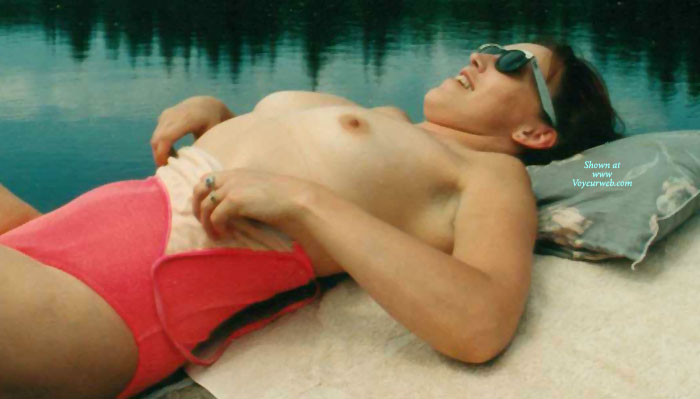 Pic #1Nude Friend:&nbsp;Cynthia Nude