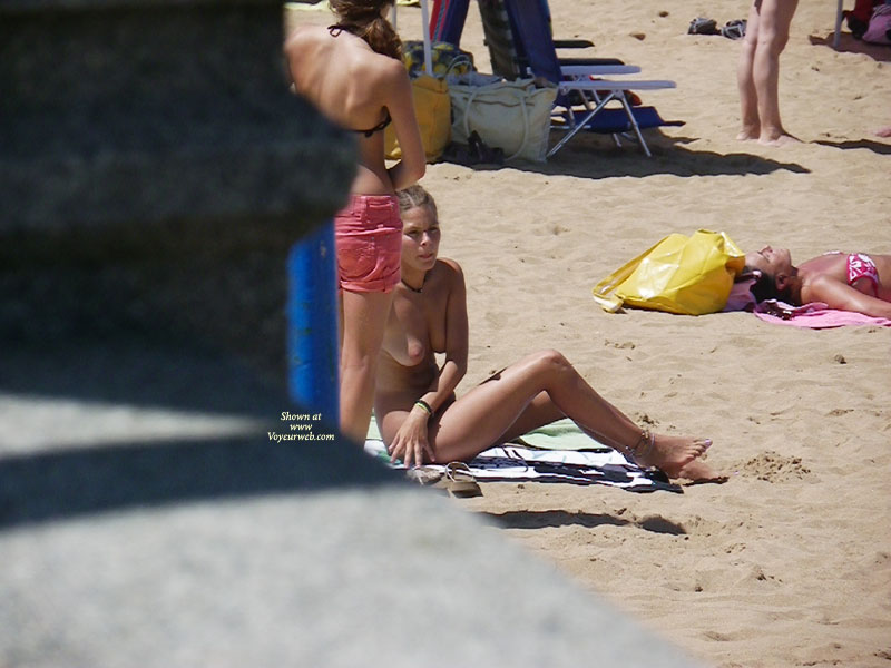 Pic #1Beach Voyeur:&nbsp;Beach Zaraut 01