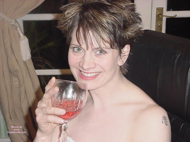 Pic #1Hot Uk Babe Is Back