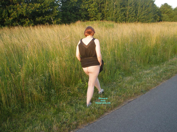 Pic #1 Nude Wife:&nbsp;Just Taking A Walk