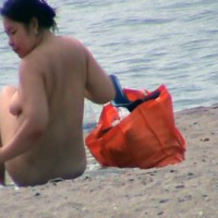 Pic #1 Beach Voyeur:&nbsp;Hannalan Beach Toronto