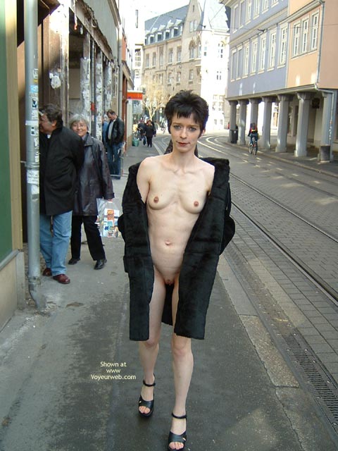 Pic #1*Cr Jaquelines Nude Walk