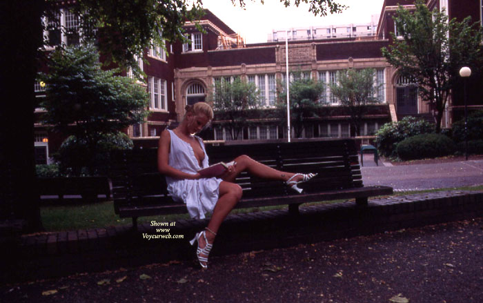 Pic #1Amateur dressed sexy:&nbsp;Renee Goes To College