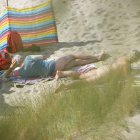 Beach Voyeur:&nbsp;Wales Beach