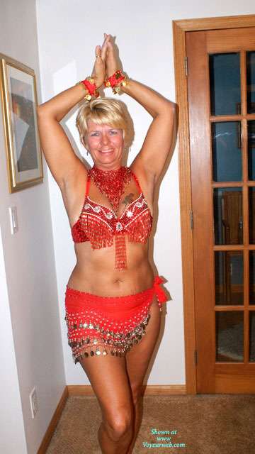 Pic #1 Nude Wife FD Mature Lady